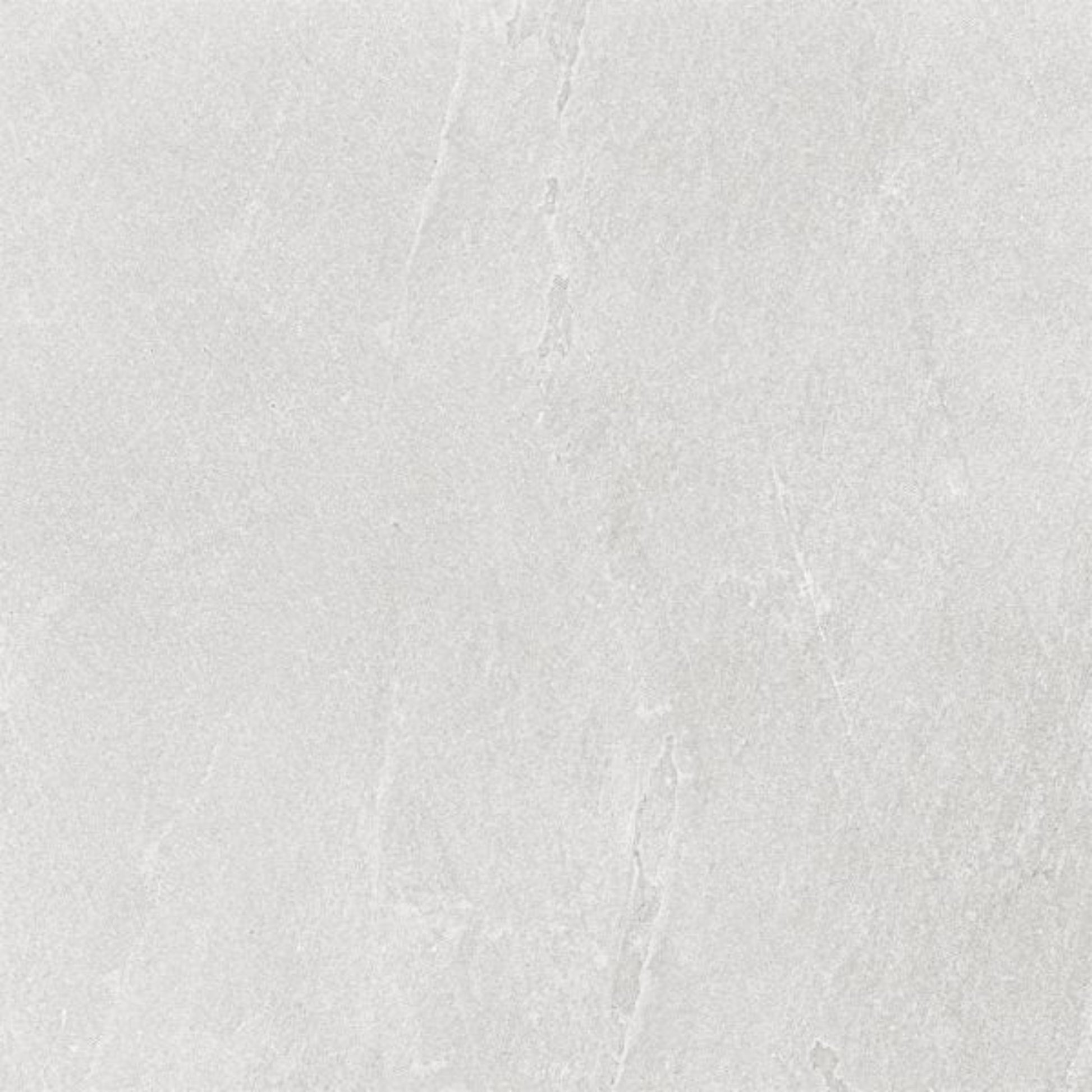 CLOUD IN OUT P2 P4 TILES 600×600