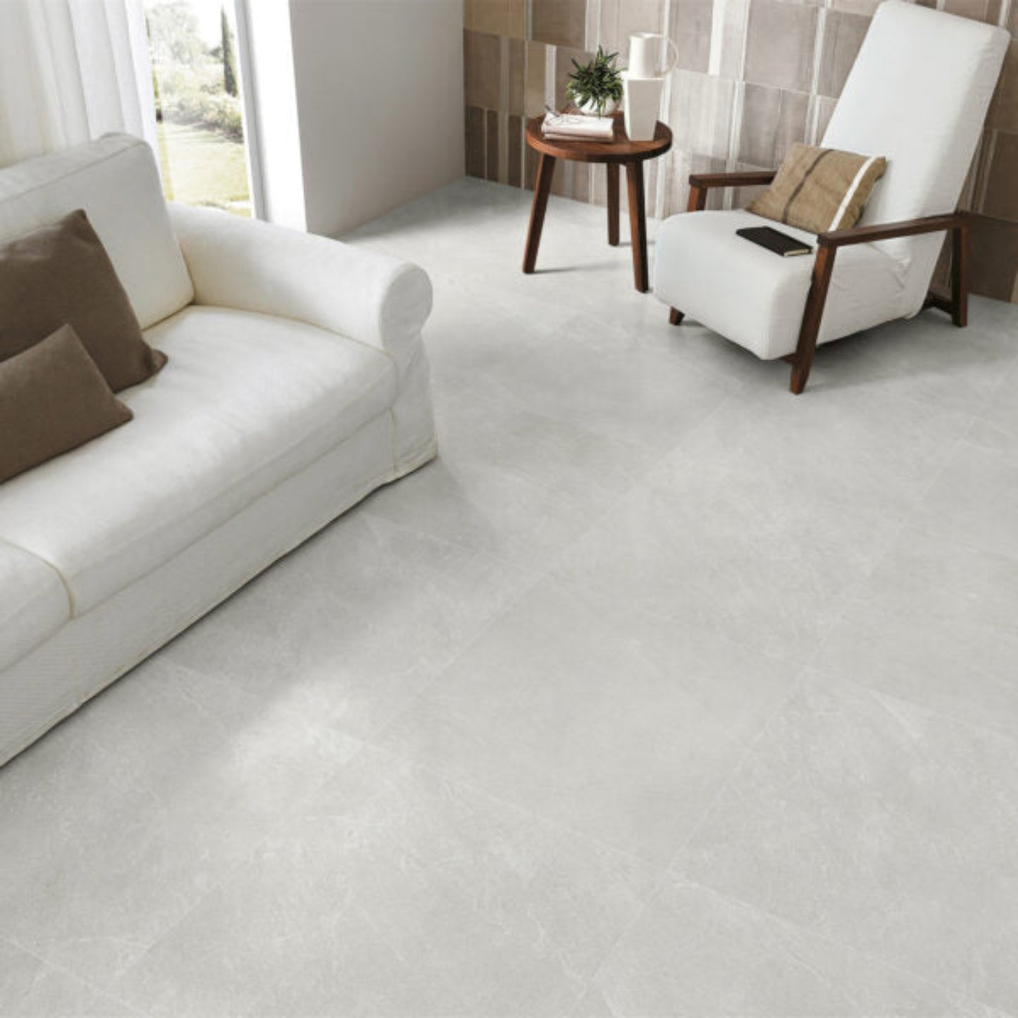 CLOUD IN OUT P2 P4 TILES 600×600