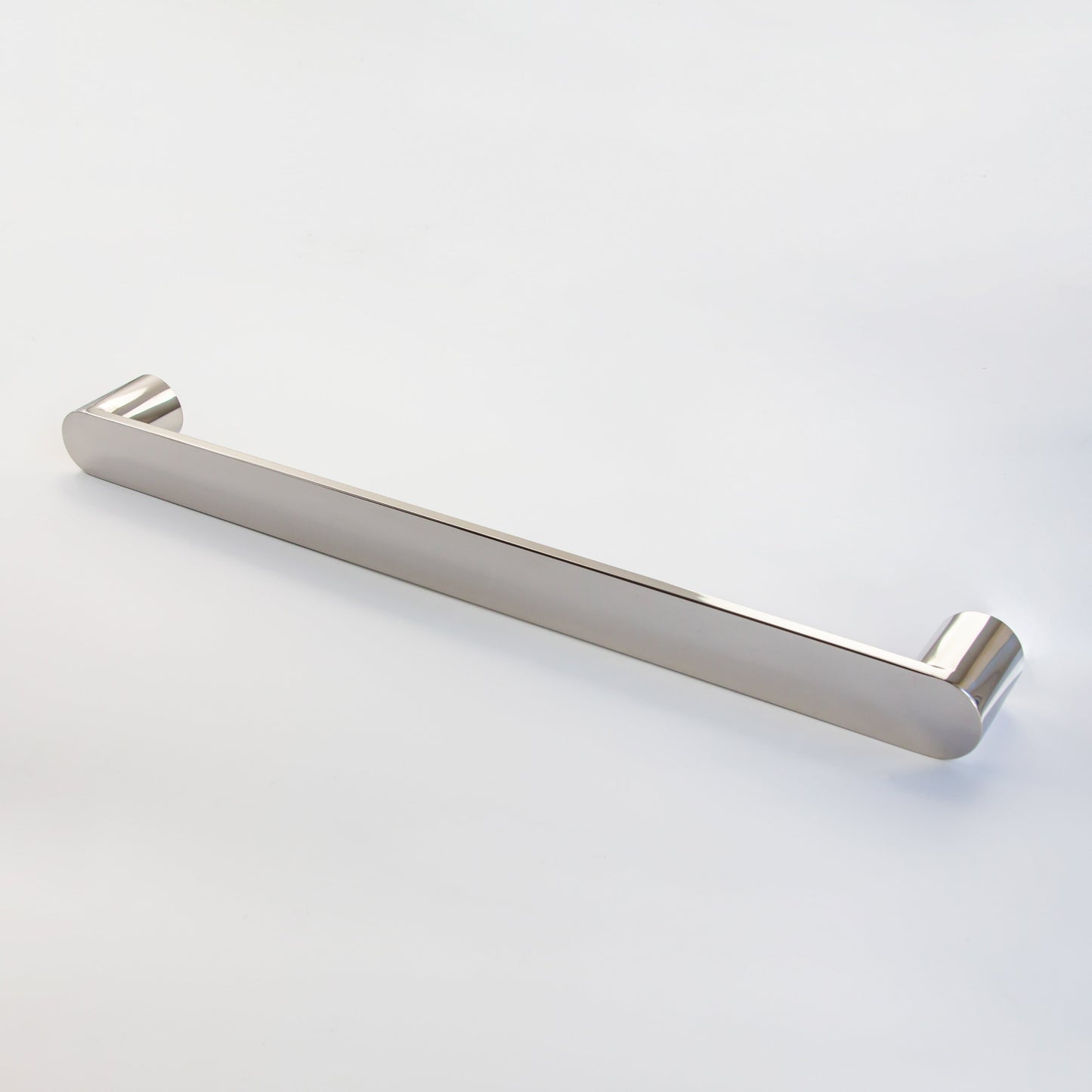 ROUND HEATED SINGLE BAR 850 CHROME