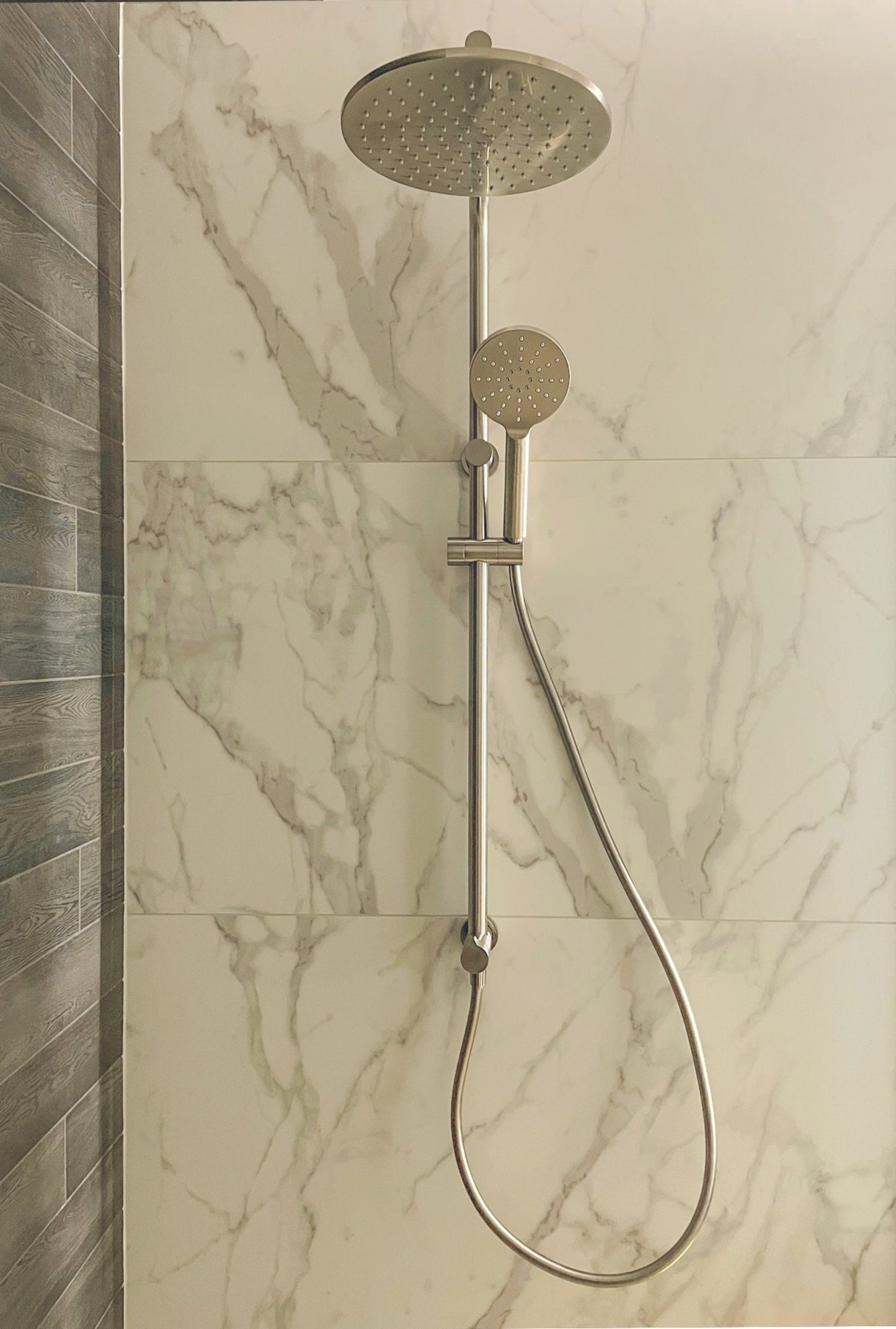 CODE LAMONE ROUND SHOWER COLUMN BRUSHED NICKEL