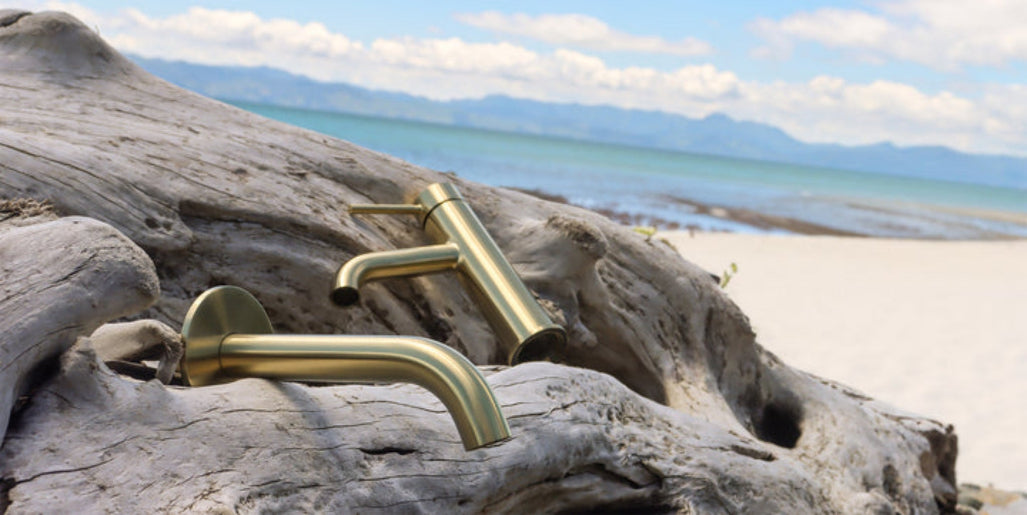 CODE NATURE MID HEIGHT BASIN MIXER BRUSHED BRASS
