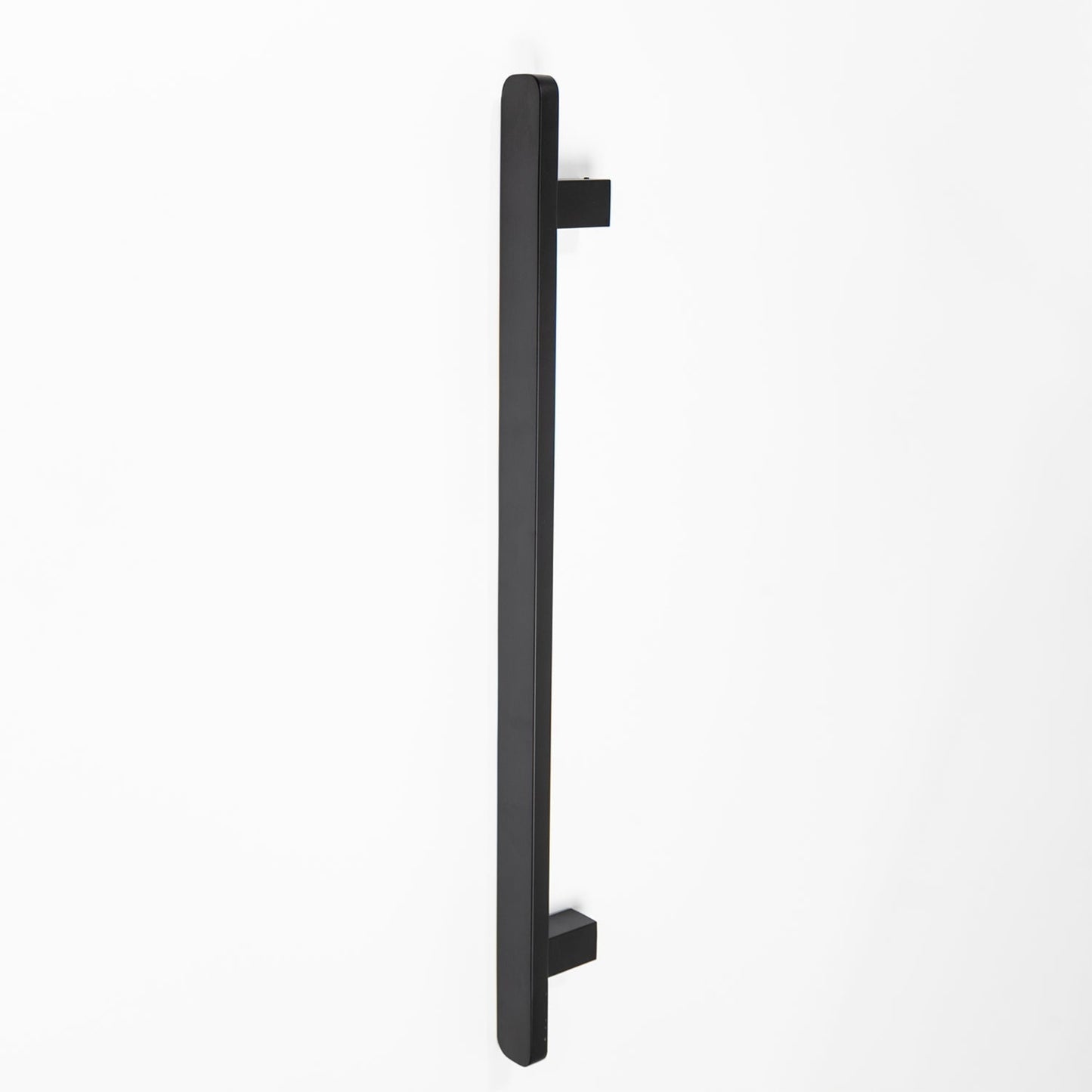 VERTICAL SQUARE HEATED SINGLE BAR MATTE BLACK