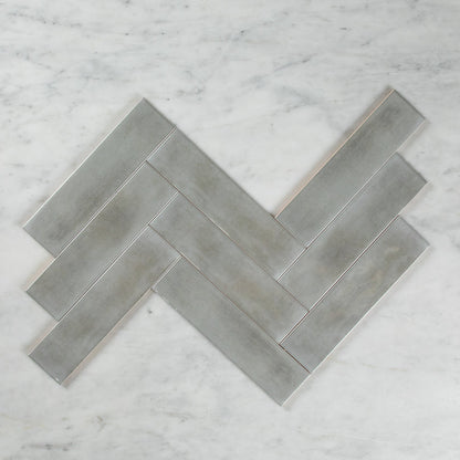 BOUTIQUE SUBWAY ASH GLOSS RIPPLE TILE 75×300