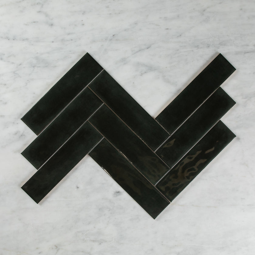 BOUTIQUE SUBWAY CHARCOAL GLOSS RIPPLE TILE 75×300
