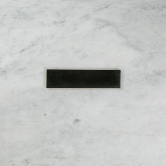 BOUTIQUE SUBWAY CHARCOAL GLOSS RIPPLE TILE 75×300