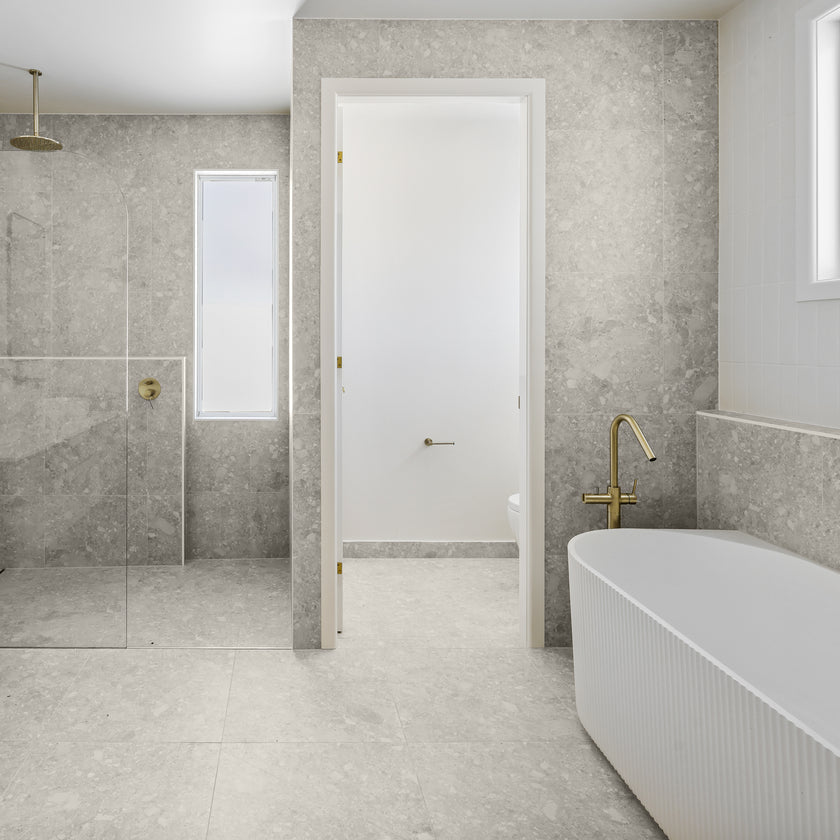 NATURAL CEPPO PEARL STONE IN OUT TILE 600×600