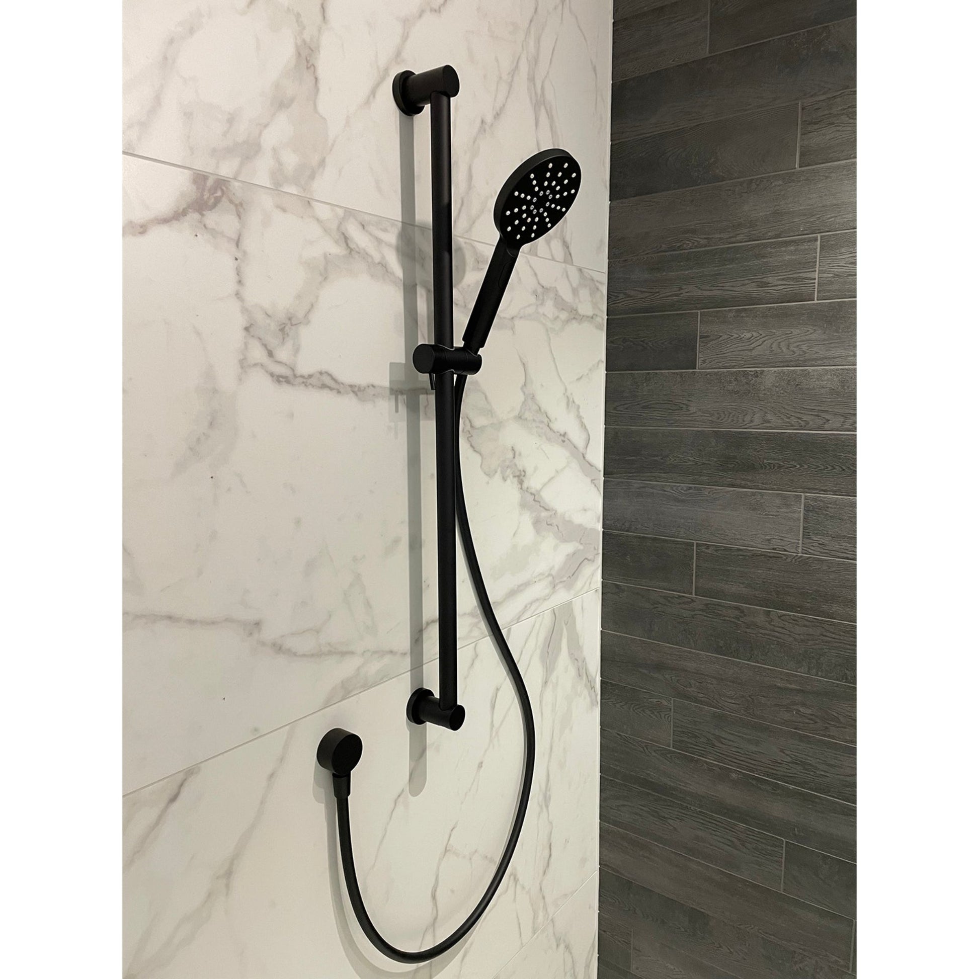 CODE LAMONE ROUND SLIDE SHOWERS MATTE BLACK