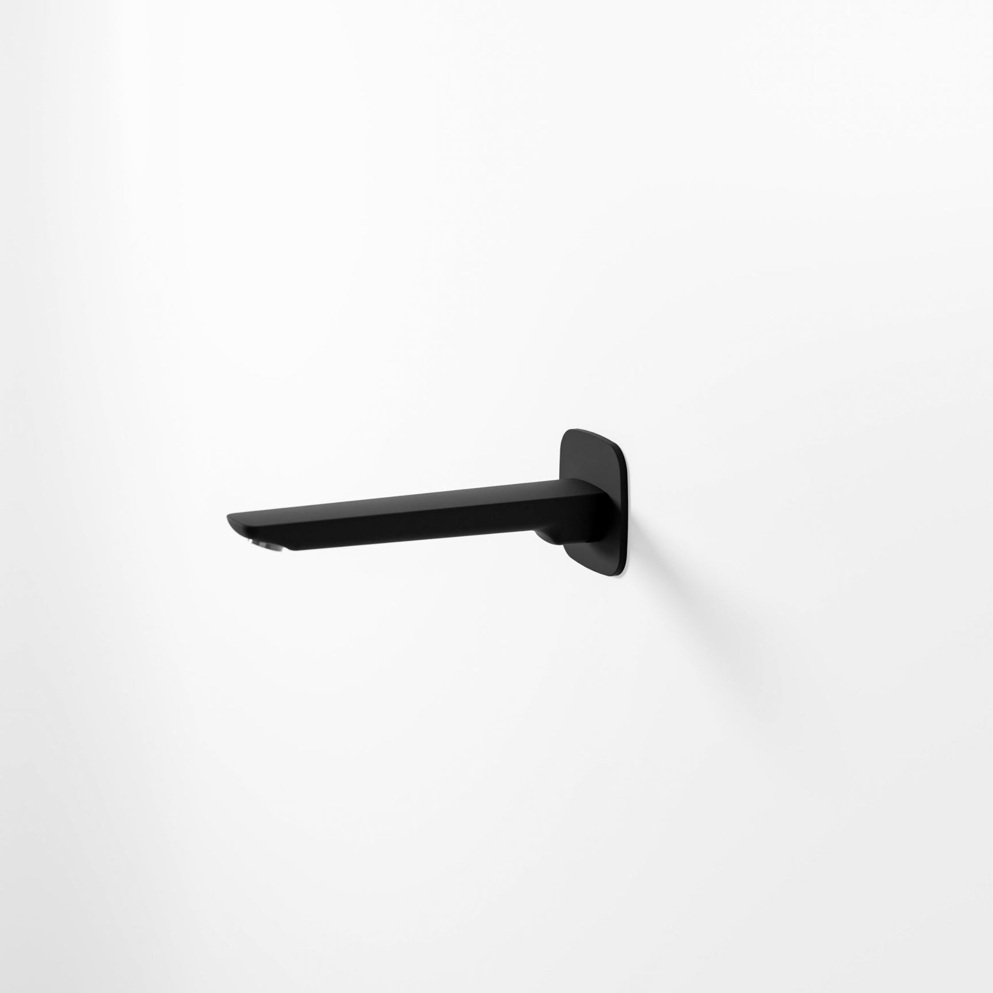 CODE LINEARE BATH SPOUT MATTE BLACK