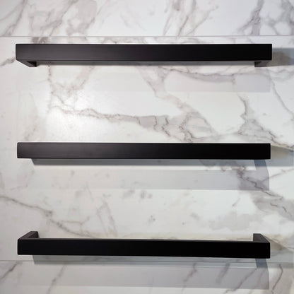 SINGLE BAR HEATED TOWEL RAIL 620 MATTE BLACK