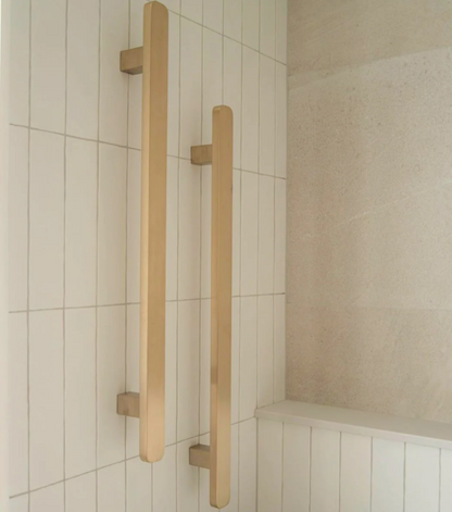 VERTICAL SQUARE HEATED SINGLE BAR BRUSHED BRASS