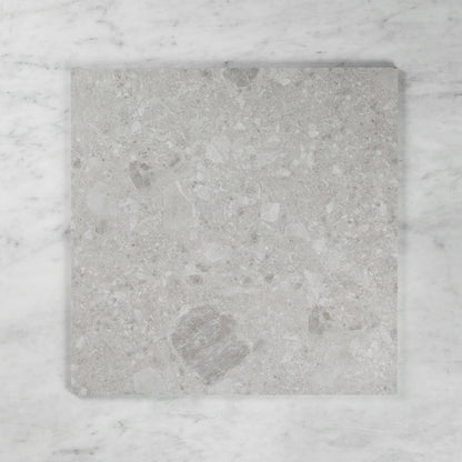 NATURAL CEPPO LIGHT GREY IN OUT P2 P4 TILE 600×600