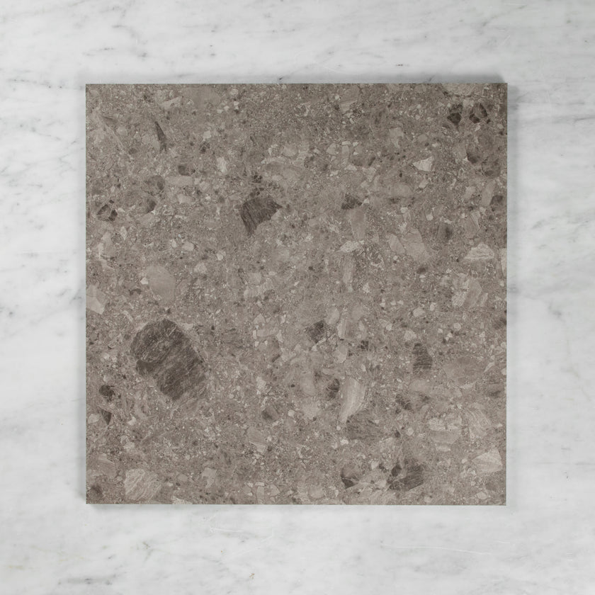 NATURAL CEPPO MID GREY IN OUT P2 P4 TILE 600×600