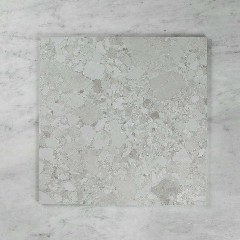 HERITAGE COBBLES WHITE MATT TILE 600×600