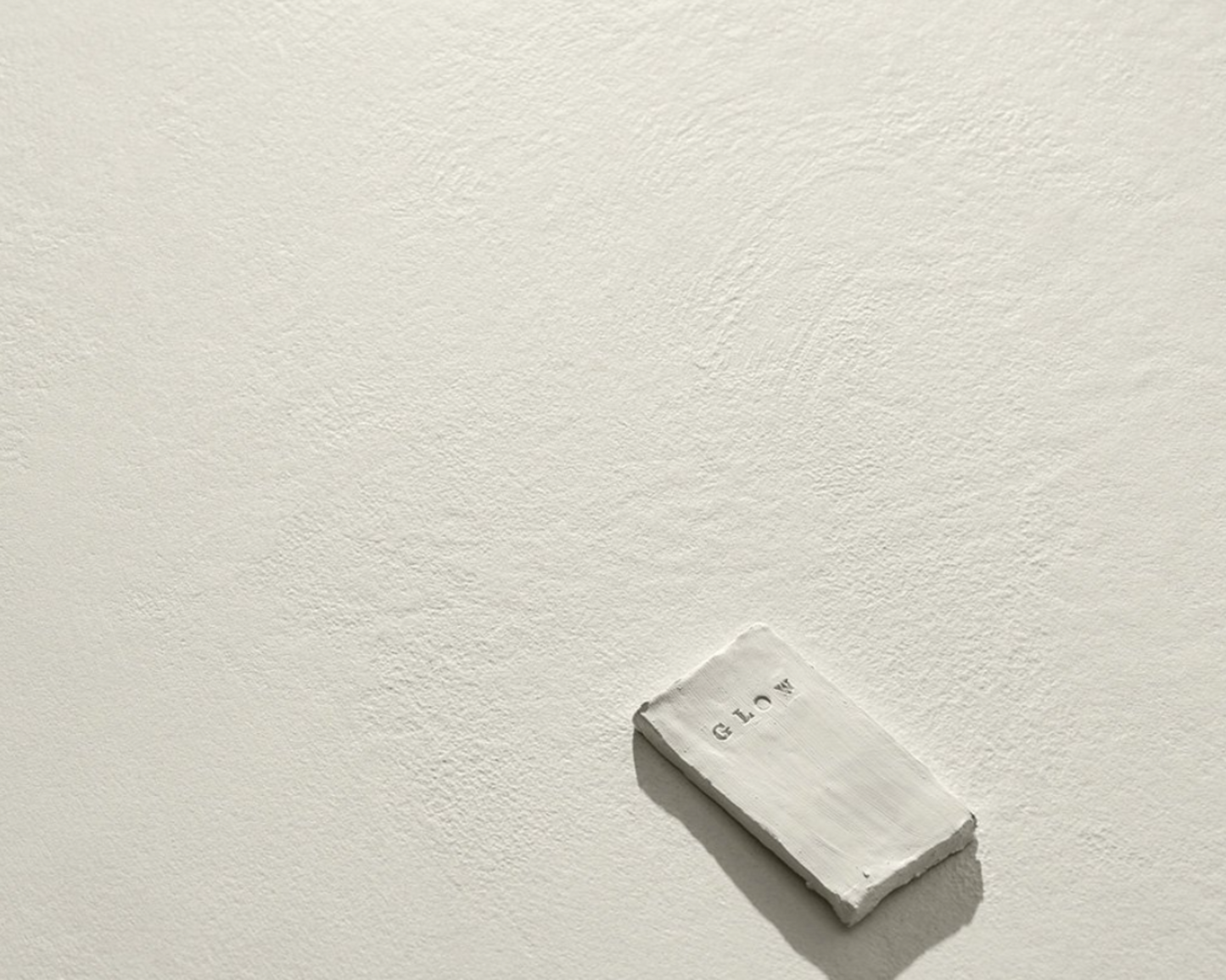 FIGO GLOW MATTE TILE 