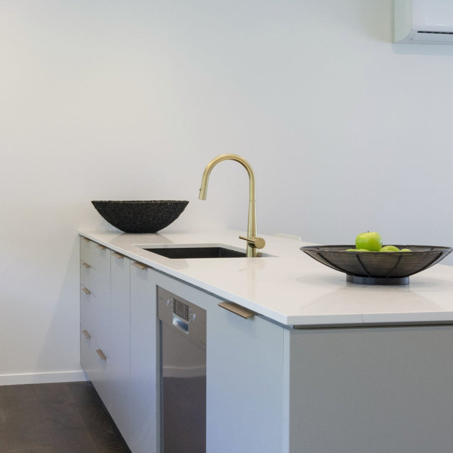 GALIANO BRUSHED BRASS PULLOUT KITCHEN SINK MIXER