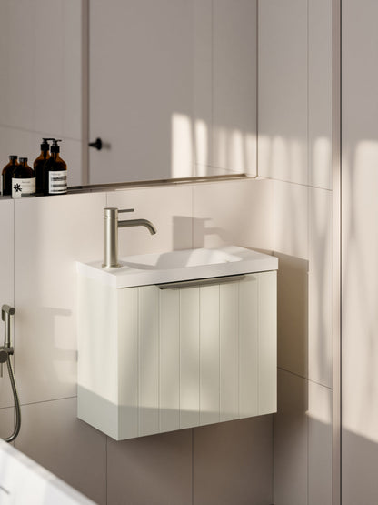 LINEARE COASTAL 550 BATHROOM VANITY MATTE WHITE