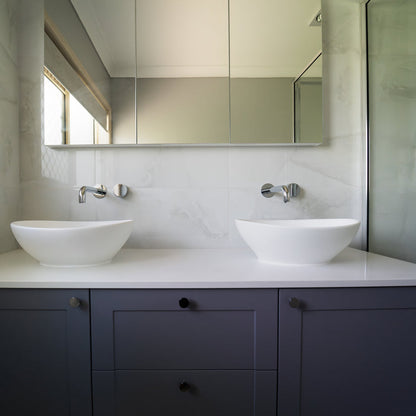 MARBLE ONYX POLISHED INTERNAL STONE TILE 600X600