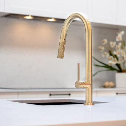 TEXTURA PULLDOWN MIXER BRUSHED BRASS LF1830254